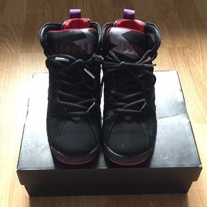 Jordan 7 Raptors size 4Y
